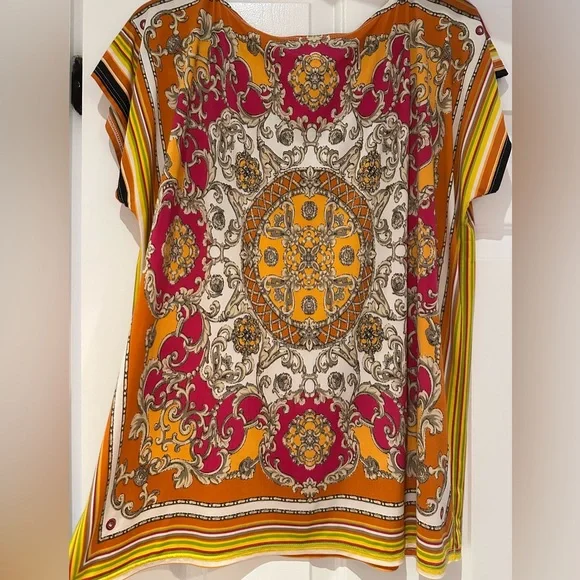 Printed Top - Picture 3 of 3